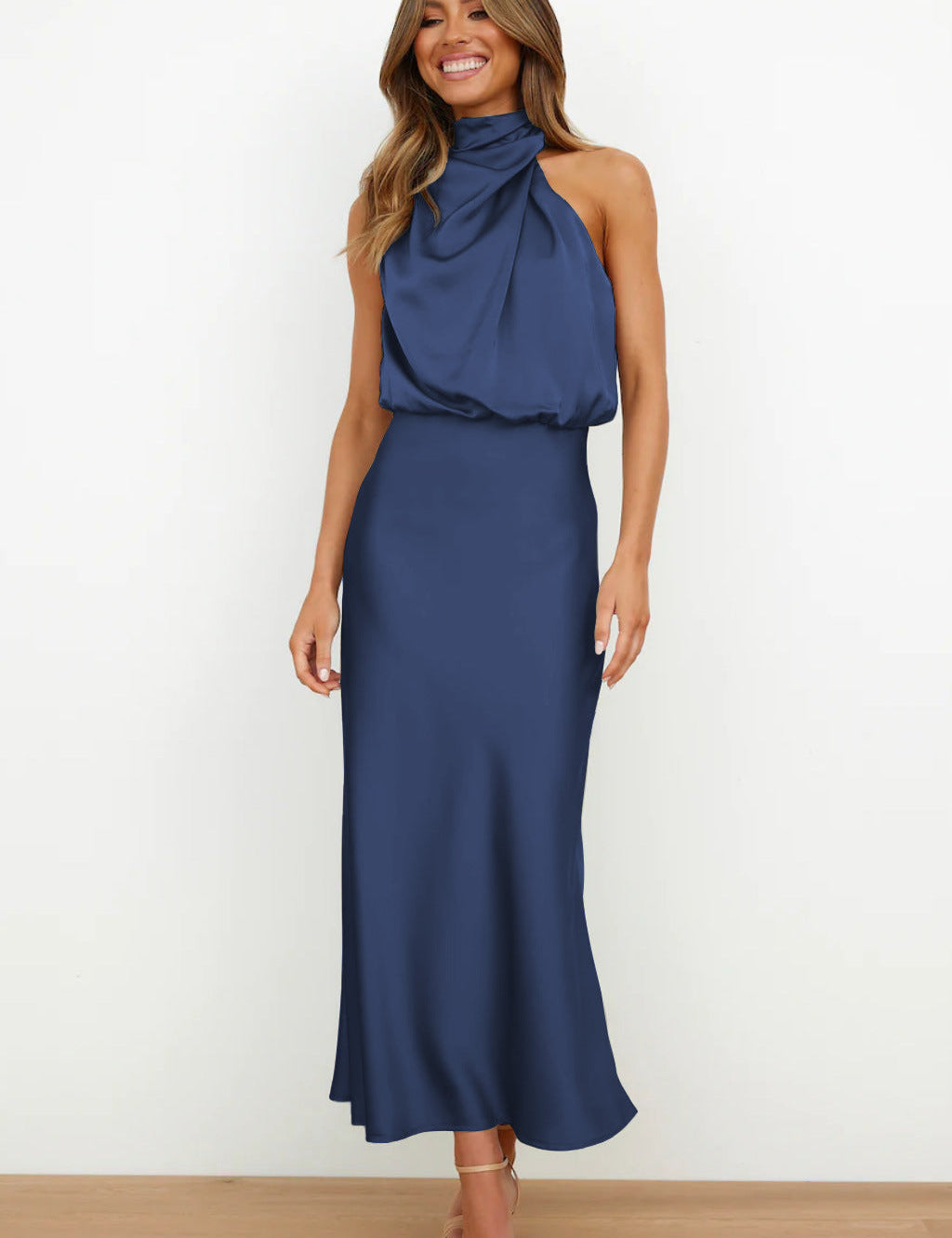 Tyra | Vestido de soirée elegante com decote halter