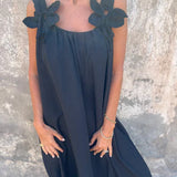 Vestido feminino de cor sólida com padrão floral