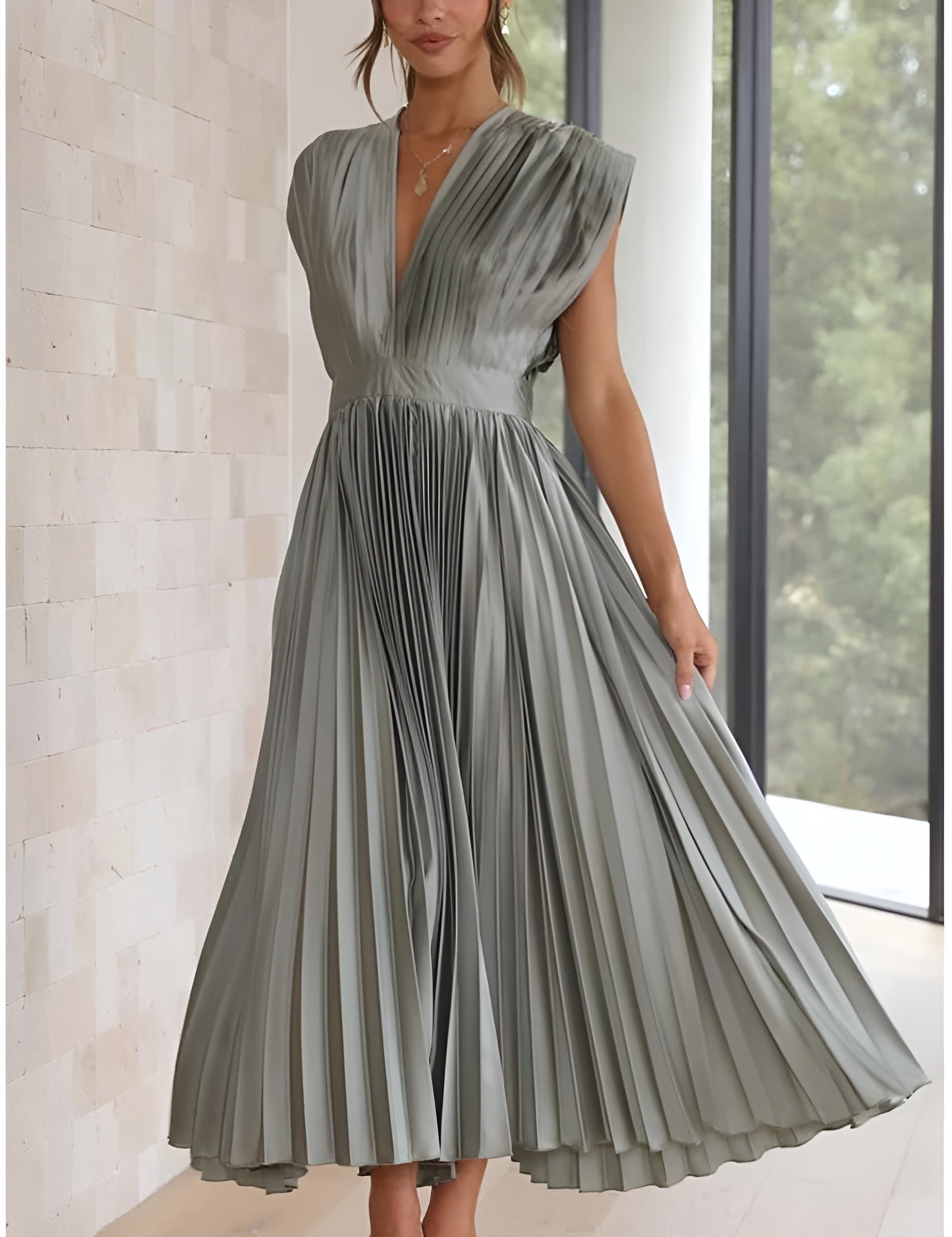 Selina | Vestido sem mangas com pregas e fecho éclair
