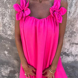 Vestido feminino de cor sólida com padrão floral