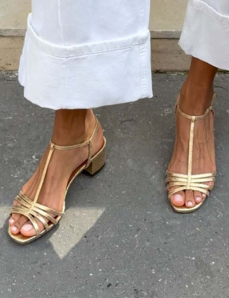 Allegra | Sandálias Douradas Elegância Quotidiana