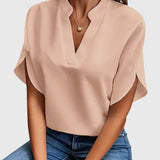 Beatrix™ | Camisa com decote em V