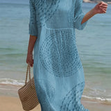 Vestido informal de mulher bordado.