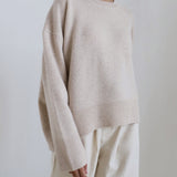 Heidi | Sweater de Gola Redonda Oversized e Relaxado