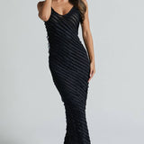 Solvi | Elegante vestido preto