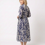 Claire | Vestido midi de mangas longas e cinto