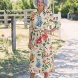 Charlotte | Vestido midi com flores e mangas curtas com botões