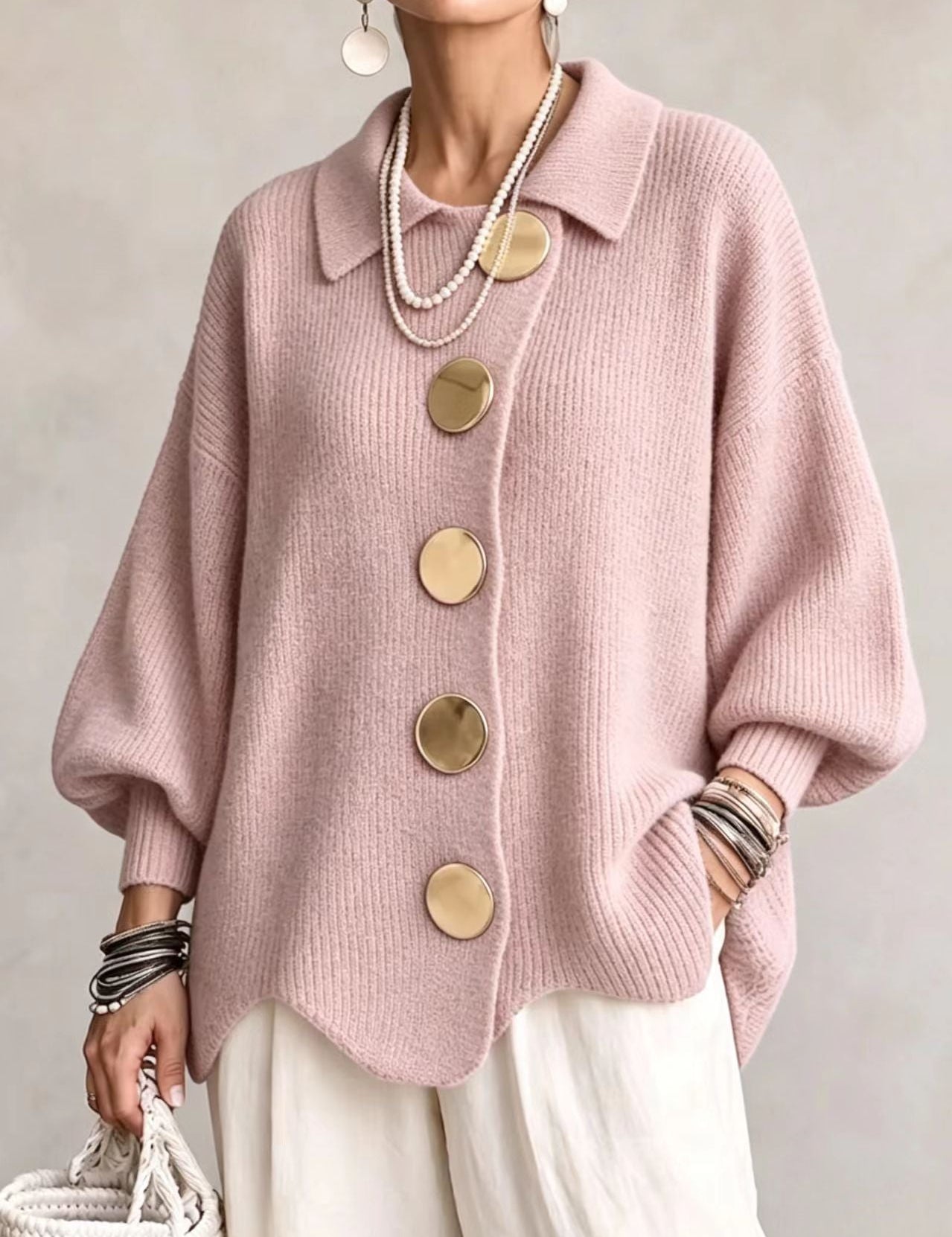 Victoire | Cardigan oversized com grandes botões dourados