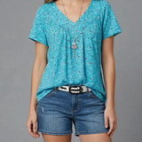 Trisha™ | T-shirt floral com decote em V