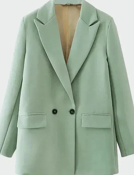 Casaco Oversized com Linha Moderna
