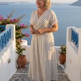 Clarisse | Vestido midi cruzado com mangas curtas e decote em V