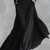 Noémie | Vestido Longo Preto com Decote Bateau & Drapeado Elegante