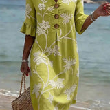 Vestido informal de mulher com estampado floral.