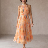 Aurora | Vestido com Halter e Padrão Aquarela